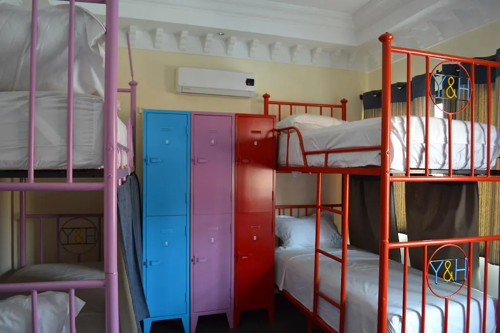 Young And Happy Marrakech Hostel Marrakesh
